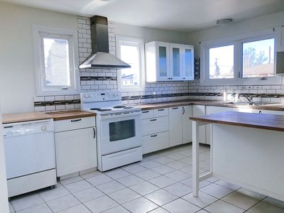 Edmonton House For Rent | Kensington | Charming 4 Bedroom Bungalow for