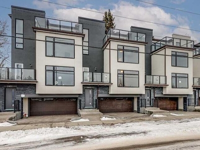Calgary Townhouse For Rent | Shaganappi | GREAT 3 BEDS 3.5 BATHS