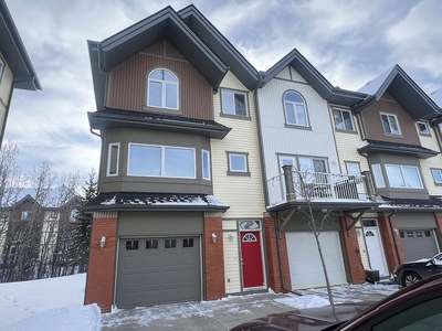 Calgary Townhouse For Rent | West Springs | 3 Bedrooms Townhouse