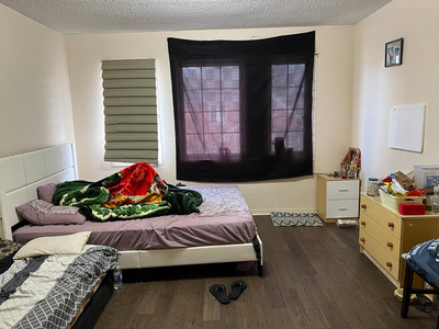 shared master room availabe for rent from feb 1 for girls only