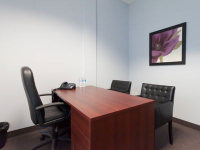 ★ 1 User Room Suite w/own entrance/boardrooms/lounge @ Airport