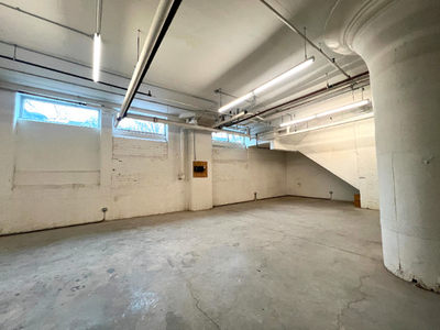 1100sqft of Industrial-Style Space - Carlaw/Dundas