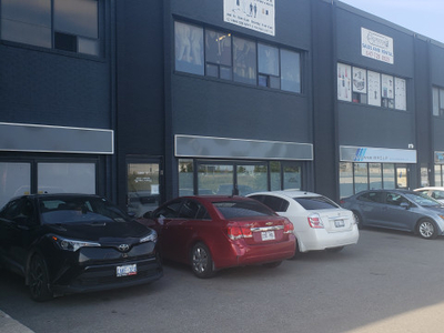 1900 sq. ft. OFFICE + WAREHOUSE at Sheppard Ave 16.95 psf ONLY!