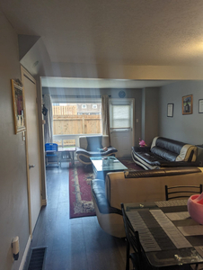 2 Bed + 1 Bath room Available at 496 Grey , Brantford, for $1500