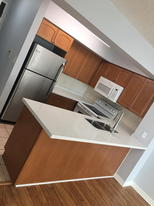 $2700 for 2 bed/1bathroom condo at SQ1 Mississauga