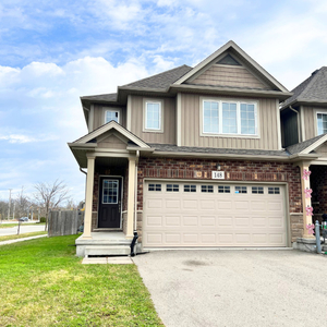 6 BEDROOM HOME AVAILABLE FOR RENT IN WELLAND - HARVEST ESTATES!