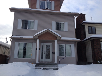 Edmonton House For Rent | Montrose | Huge 9 Bedroom House for