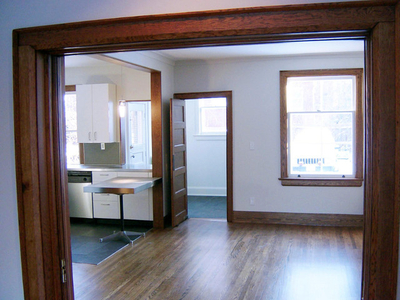 High Park - large 1 bd + office apt with parking