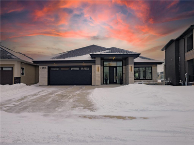 House for Sale in Bridgwater Lakes, Winnipeg (202401508)