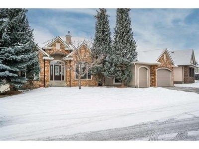 House For Sale In Discovery Ridge, Calgary, Alberta