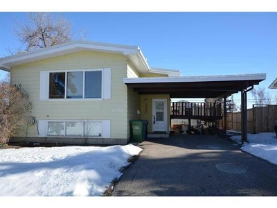 House For Sale In Southwood, Calgary, Alberta