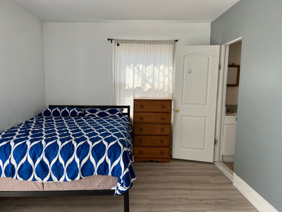 Large room with private bathroom for rent immediately