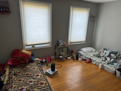 Masterbedroom for rent on sharing basis for a female