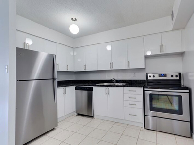 Newly Renovated 1 Bedroom Available in Dundas