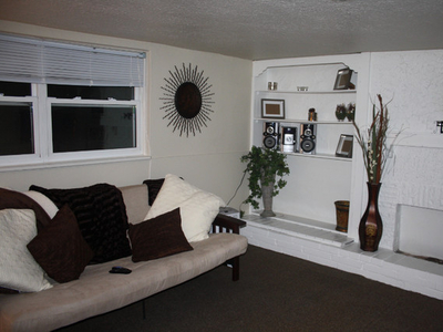 One Bedroom Basement Apartment Available in Midhurst
