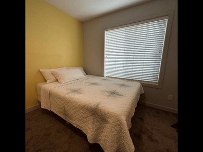 Private room in McConachie Way NW, Edmonton! Furnished + Utils!