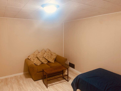 Quiet Spacious Furnished Private Room for female