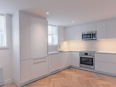 renovated two bedroom in Outremont - ID 1847