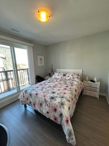 RENT ROOM WITH PRIVATE FULL BATHROOM