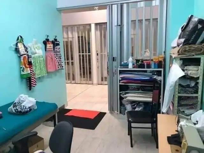 Small unit for rent (shop)