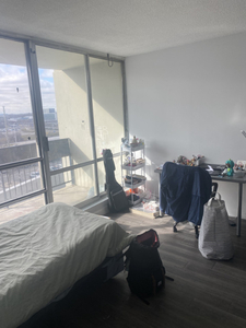 Sublet Converted bedroom