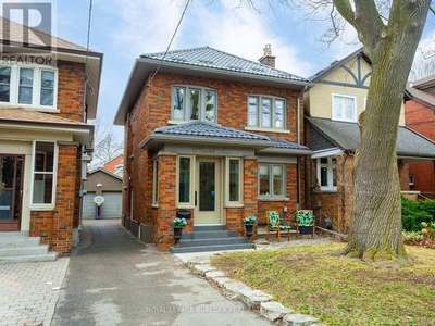 House For Sale In Baby Point, Toronto, Ontario