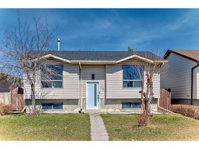 House For Sale In Falconridge, Calgary, Alberta