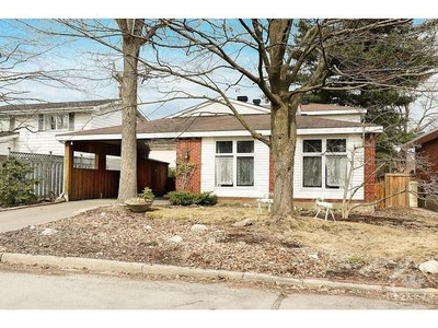 House For Sale In Ledbury - Heron Gate - Ridgemont - Elmwood, Ottawa, Ontario