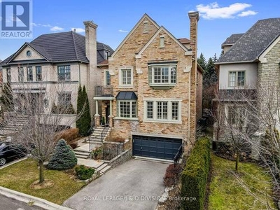 House For Sale In Lower Don Parklands, Toronto, Ontario
