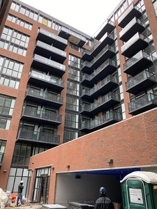 Toronto Apartment For Rent | 1+den Condo 2300 St Clair