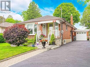 House For Sale In Bendale, Toronto, Ontario