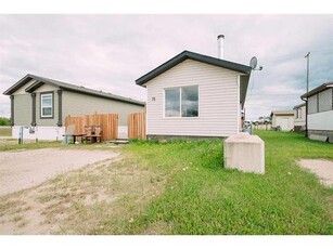 House For Sale In Meadowview, Grande Prairie, Alberta