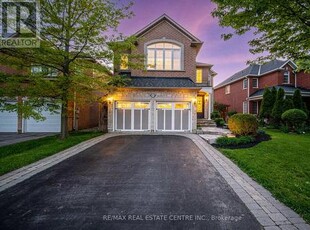 House For Sale In River Oaks, Oakville, Ontario