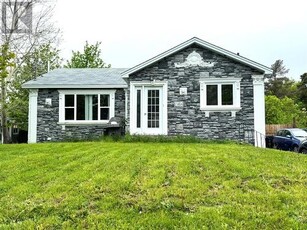 House For Sale In Summerville, St. John’s, Newfoundland and Labrador