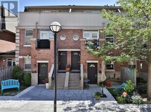 Townhouse For Sale In Trinity Bellwoods, Toronto, Ontario