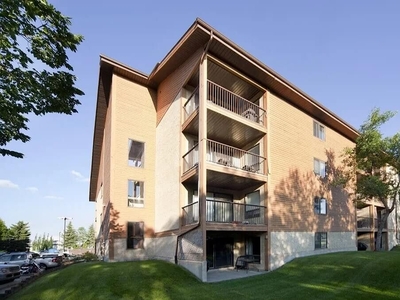 Edmonton Pet Friendly Apartment For Rent | Overlanders | DURHAM COUNTY