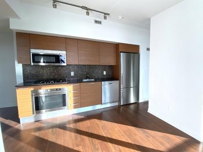 1 Bedroom Condominium Toronto ON For Rent At 2095