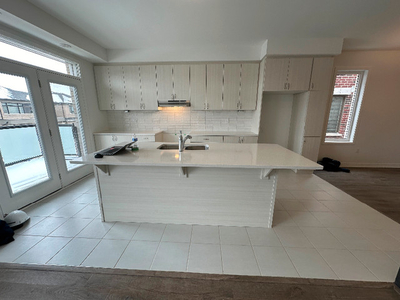 3 Bed, 3 Bath - New House for Lease/Rent in Brampton