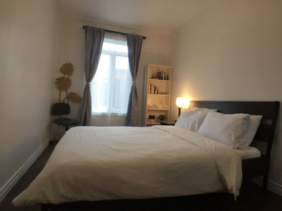 All included! Room for rent next to De L’Eglise metro station