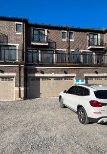 Brand new double car garage Townhouse for Rent
