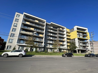 Condo/Apartment for sale, 2335 Ch. Manella, Mont-Royal, QC H4P2A5, CA, in Mount Royal, Canada