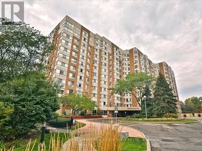 Condo For Sale In Lakeview, Mississauga, Ontario