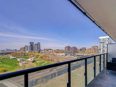 Condo on Fort York For Rent (2 Bed 1 Bath)