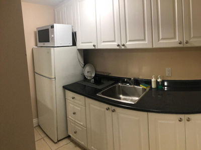 Dufferin, Wilson and Yorkdale Mall - Bachelor Unit in Basement