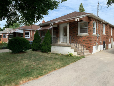 House for rent Hamilton Mountain (Top Level), Avail Apr 1