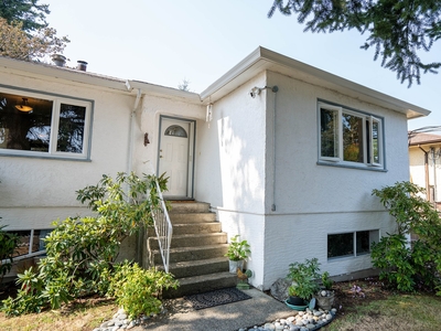 House for sale, 521 Mount View Avenue, Greater Victoria, British Columbia, in Capital, Canada