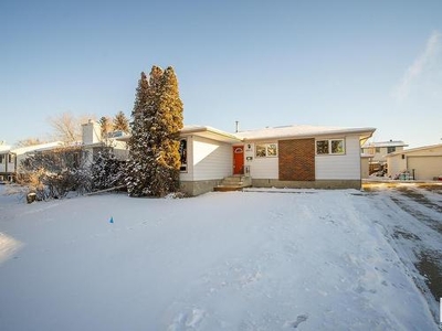 House For Sale In Aldergrove, Edmonton, Alberta