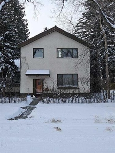 House For Sale In Elboya, Calgary, Alberta