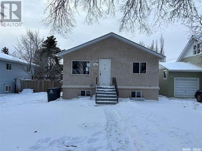 House For Sale In Hudson Bay Park, Saskatoon, Saskatchewan