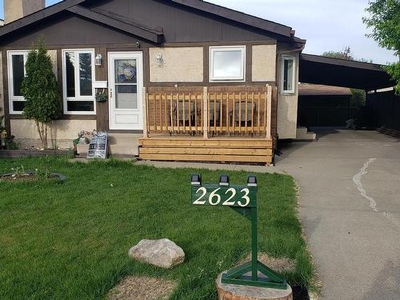 House For Sale In Weinlos, Edmonton, Alberta